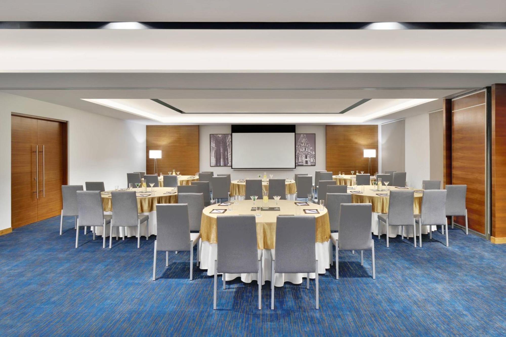 מלון Fairfield By Marriott Bengaluru Whitefield מראה חיצוני תמונה